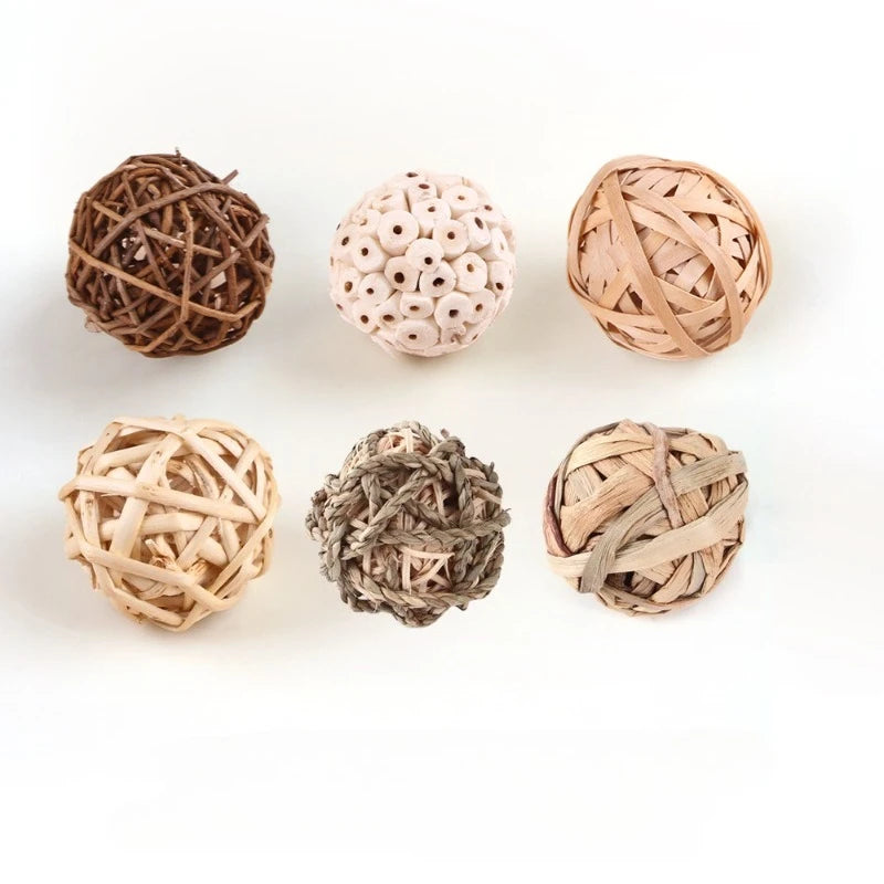 Natural Woven Grass & Vine Chew Toys for Birds, Hamsters, Rabbits